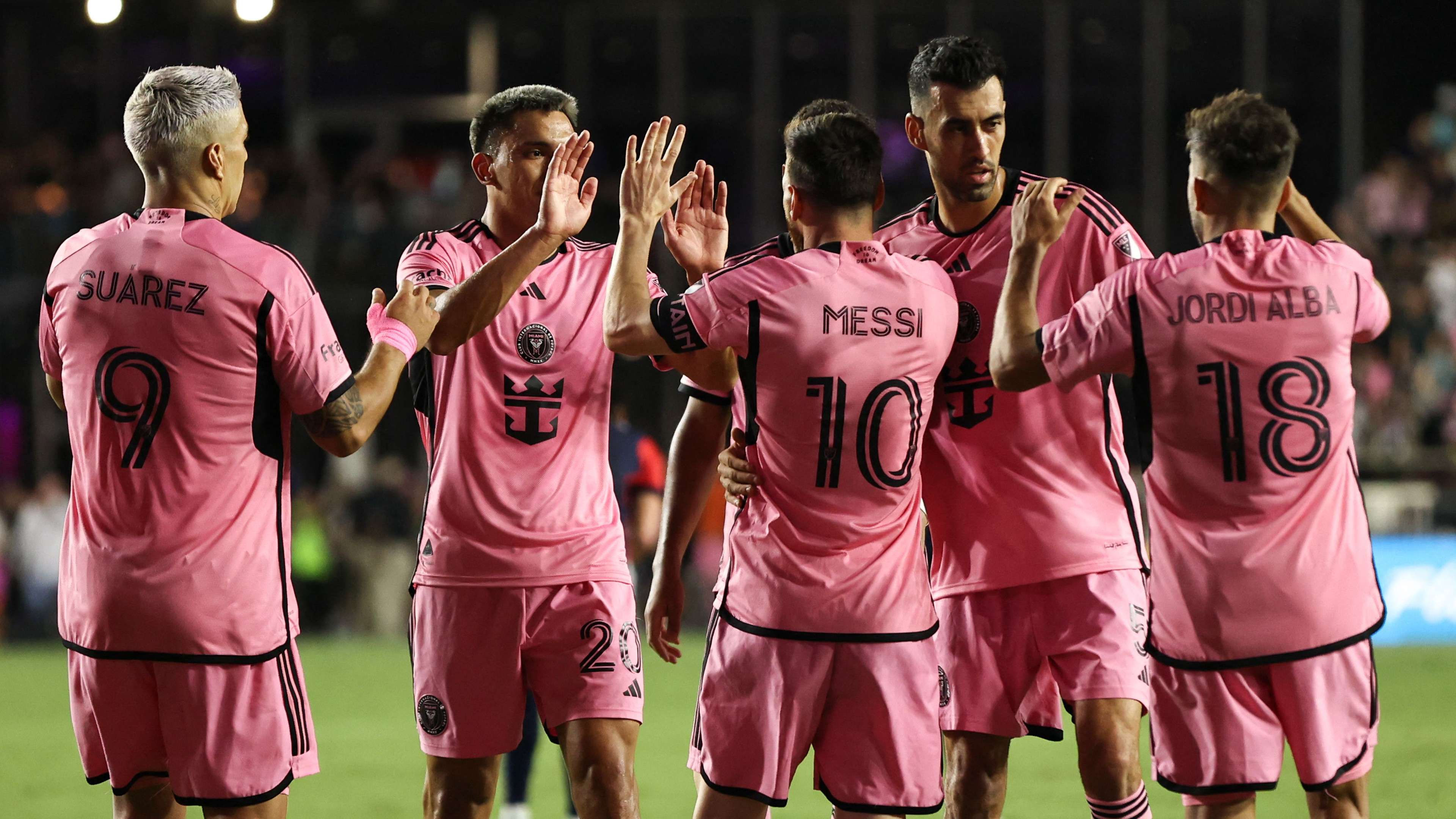 表现都令人 表现都令人