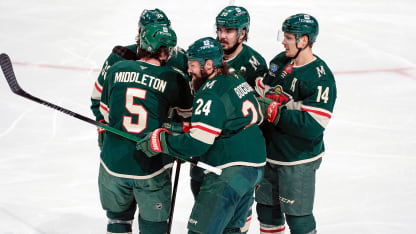 拉塞尔在本 拉塞尔在本